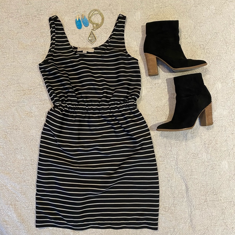 Cute Loft Dress 🥰